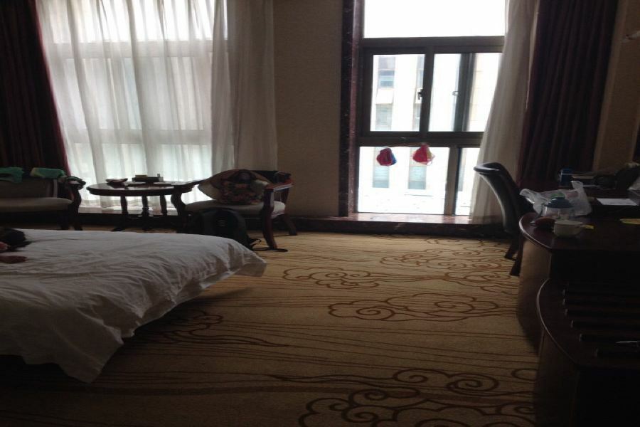 Weihai Happy Hot Spring Hotel Exterior photo